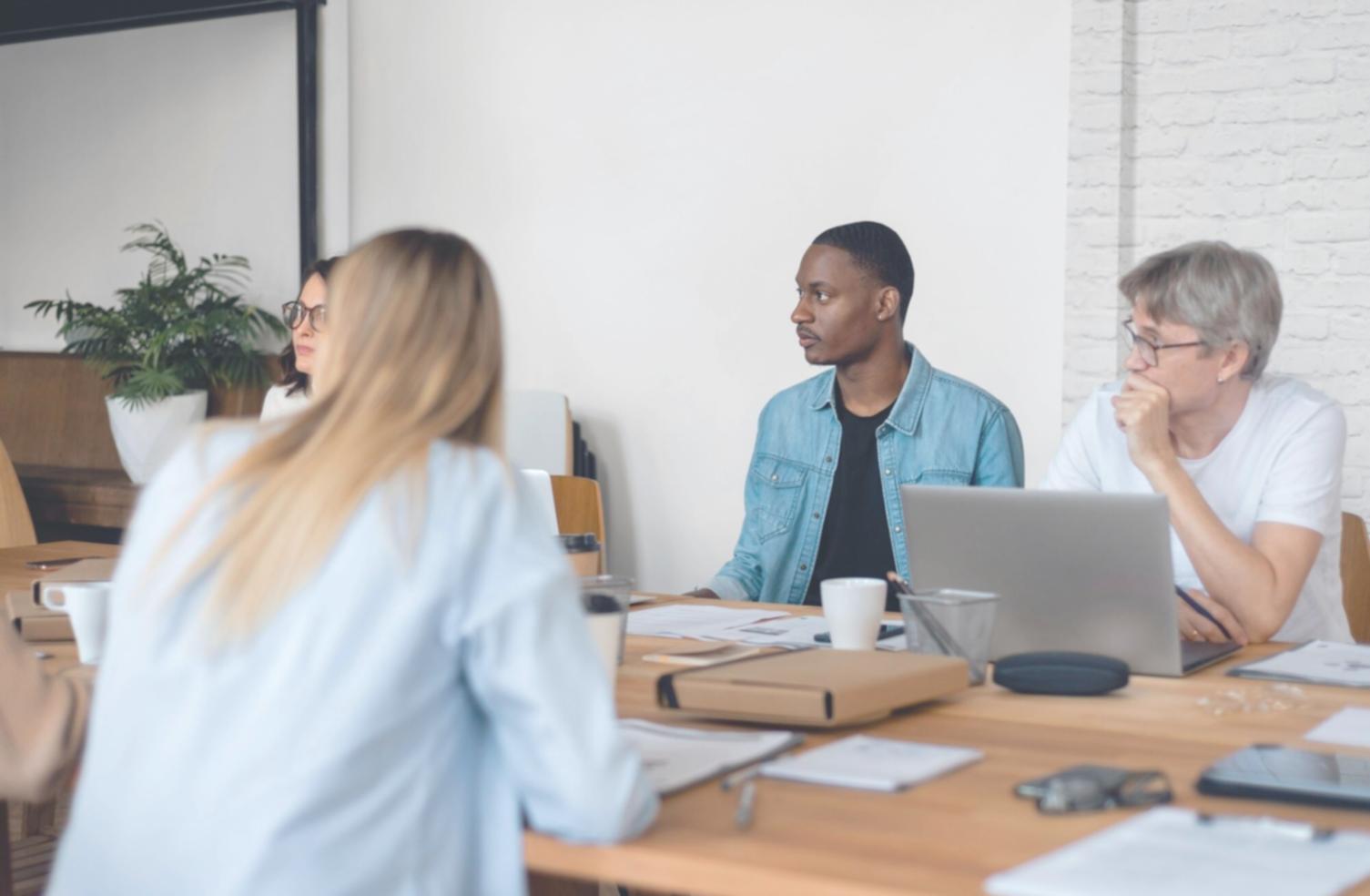 Environnement de travail professionnel pour la gestion budgétaire